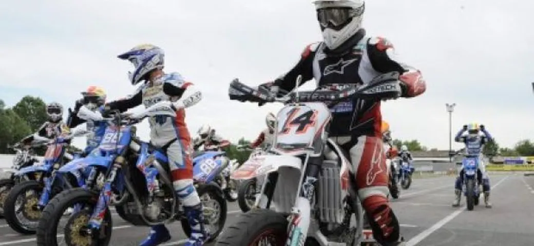 Italiano Supermoto 2010: arriva la monogomma e l'abbattimento dei costi