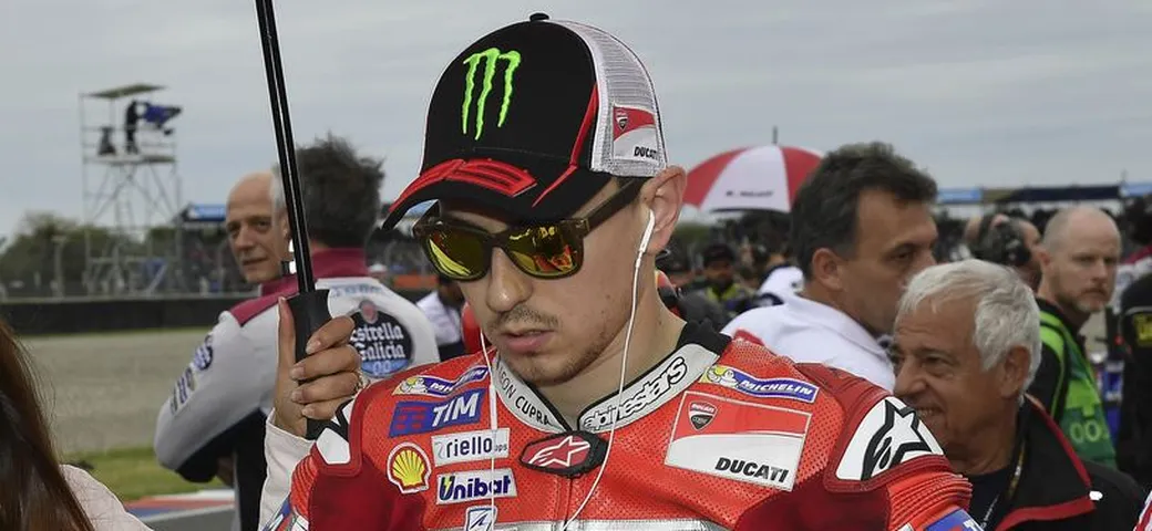 Disfatta Ducati in Argentina: Lorenzo e Dovizioso KO