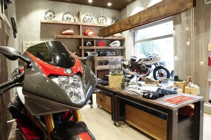 Millepercento Scighera: nuova naked su base Guzzi