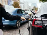 Torino troppi blackout: c'è chi dà la colpa alle auto elettriche
