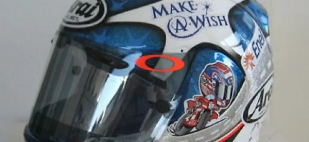 Un casco speciale per Nicky Hayden ad Indy
