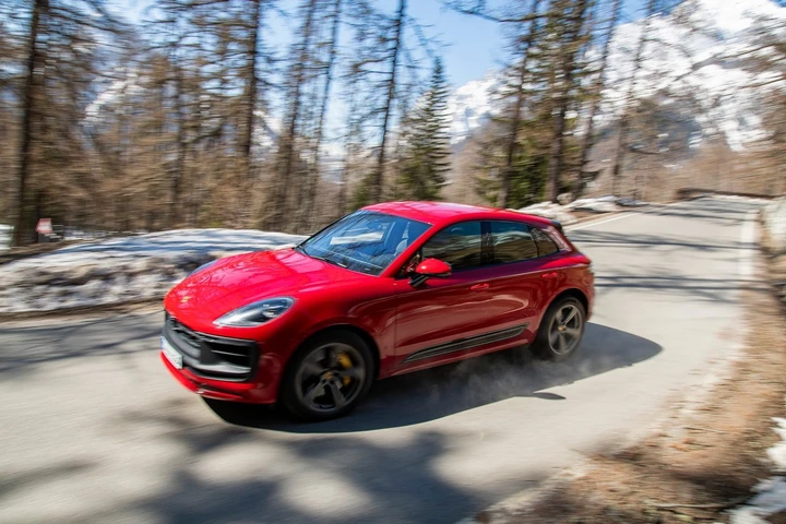 Porsche Macan restyling 2022: prova, novità, prezzo