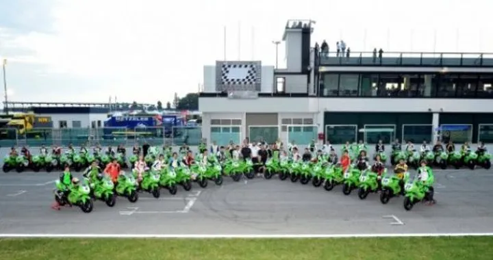 Kawasaki a Verona: la Scuderia Platini presenta il  Trophy 2011
