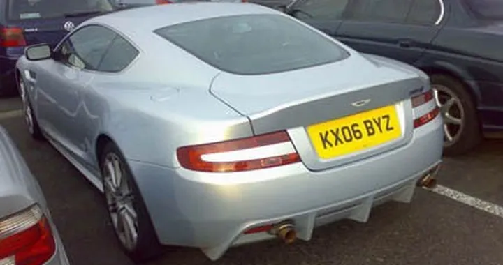 Aston Martin DBS - nuove foto spia