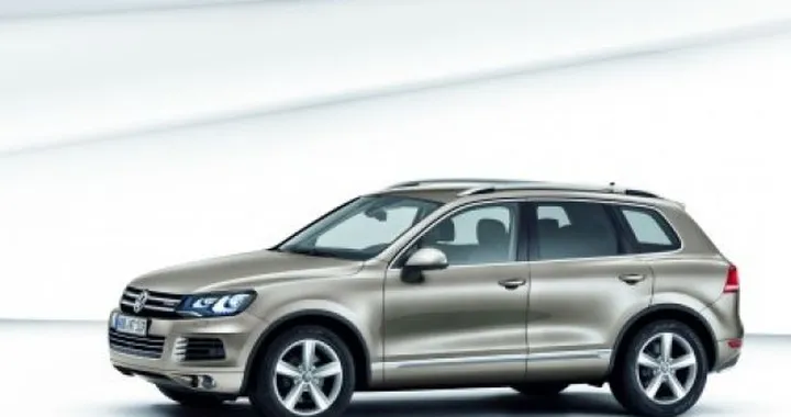 Volkswagen Touareg: presto il 2 litri BiTDI 180 Cv