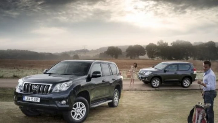 Nuove immagini e dati ufficiali della Toyota Land Cruiser 150