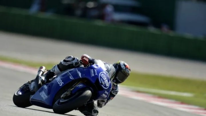 MotoGP, Misano: Lorenzo vince in solitaria, Rossi 2°, Bautista beffa Dovizioso al fotofinish