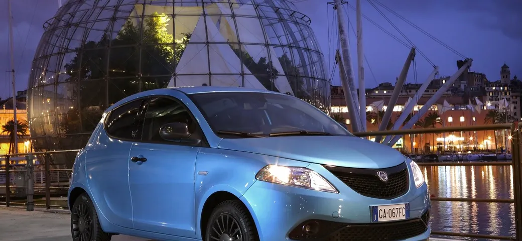 Lancia Ypsilon festeggia 35 anni
