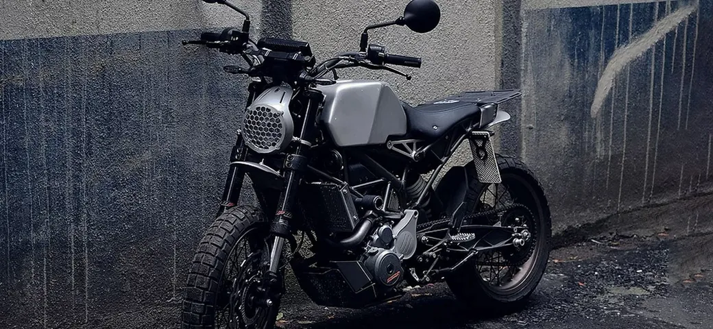KTM 390 Duke Scrambler by BusyPeople