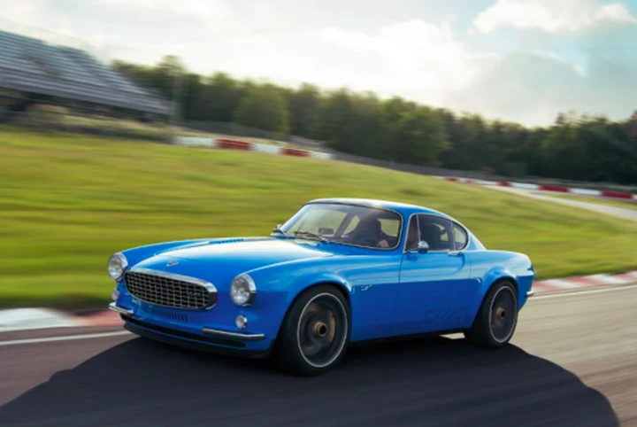 Volvo P1800: classe e sportività con il restomod di Cyan Racing