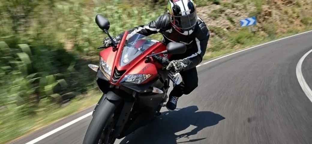 Yamaha YZF-R125 2014: la supersportiva della III A. Prova e caratteristiche