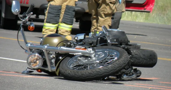 Pedone provoca incidente mortale: un anno di condanna