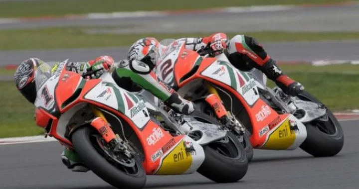 WSBK: tanti problemi a Silverstone per Max Biaggi, "ma sono soddisfatto del 4° posto in gara2"