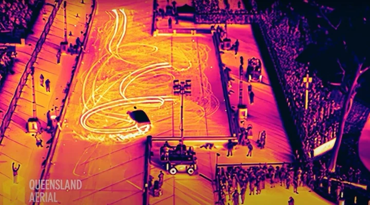 Burnout e donut ripresi da un drone a infrarossi [Video]