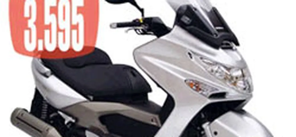 Un Kymco sotto l'albero