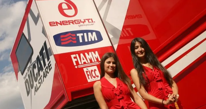 SBK, Ducati: Davies, Badovini e Batta ancora 'in sospeso' aspettando Dall'Igna