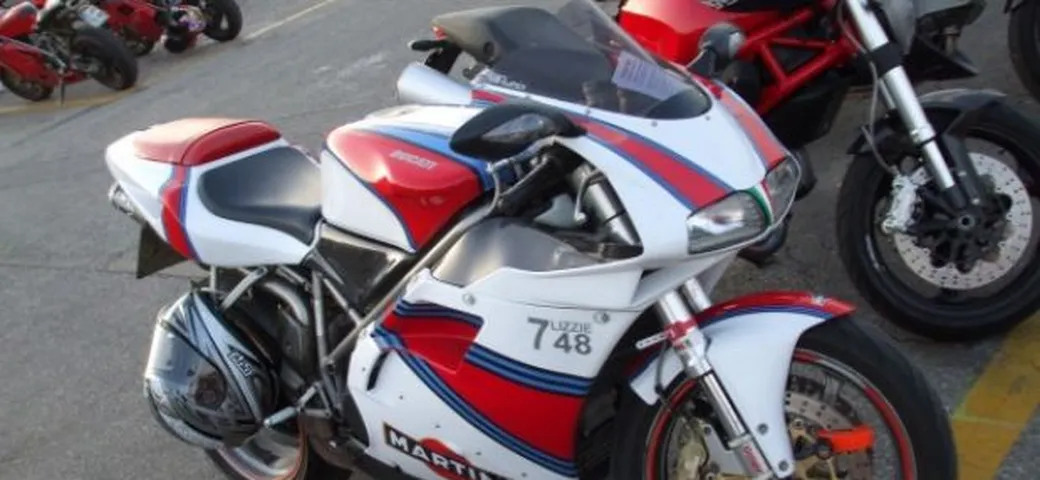 Foto del giorno: Ducati 748 Martini Racing