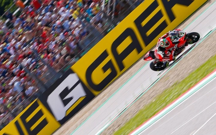 SBK Imola 2017: Vittoria di Chaz Davies in gara-1