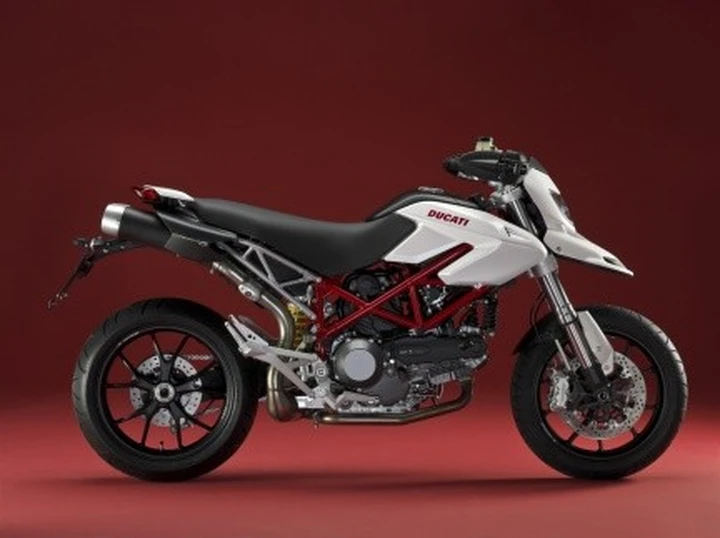 Ducati Multistrada 1100S e Hypermotard in bianco perla