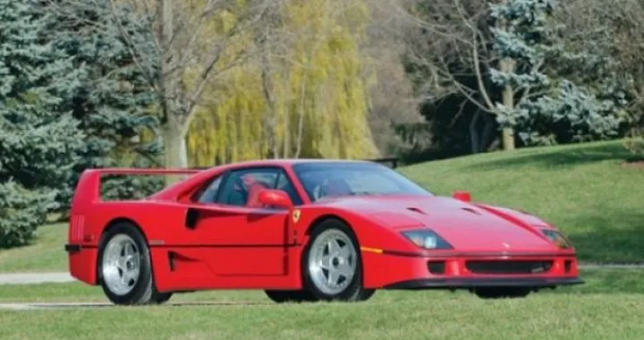 Ferrari: all'asta la F40 di Lee Iacocca - Barrett-Jackson 2012