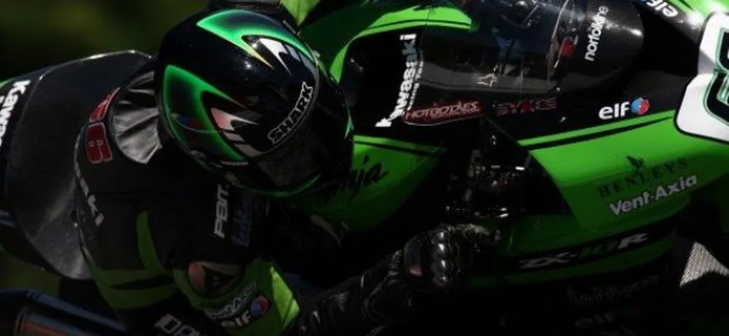 WSBK: Tom Sykes conquista la doppietta nel BSB a Brands Hatch