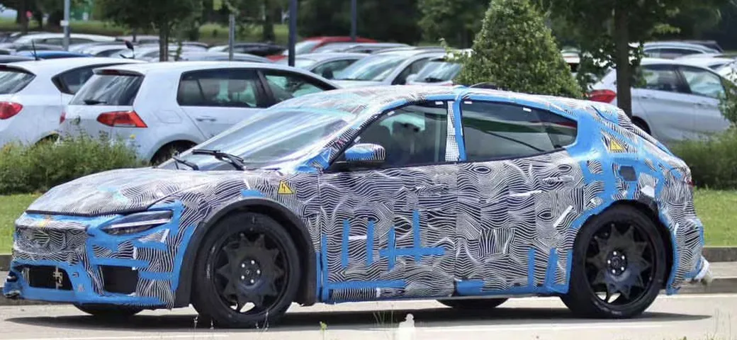 Le supercar elettriche hanno un futuro? Ferrari rimanda il suo secondo modello