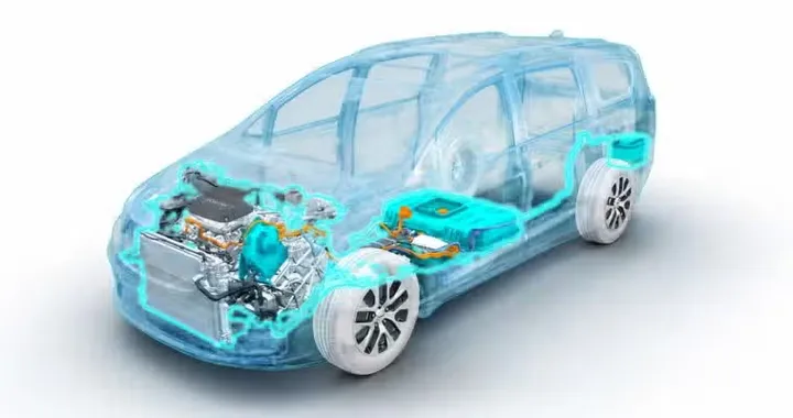 Stellantis prepara un nuovo ibrido: vuole eliminare i ritardi tra motore, cambio ed EV