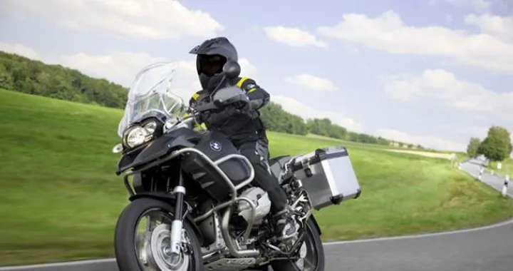 Mercato, classifiche Top 100 2011: R1200GS, SH300i e Scarabeo 50 2T i più venduti dell'anno