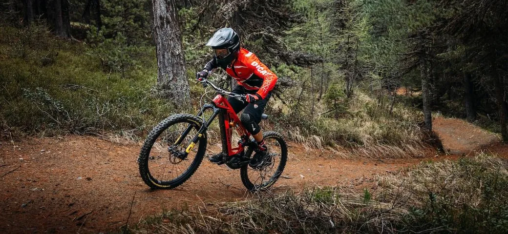 Ducati Powerstage RR Limited Edition: debutta la nuova mountain bike elettrica da enduro [FOTO]