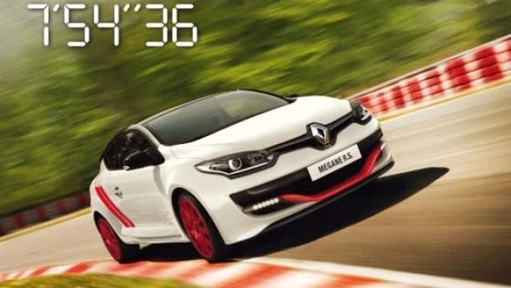 Renault Megane R.S. 275 Trophy-R: nuovo record al Nurburgring [VIDEO]