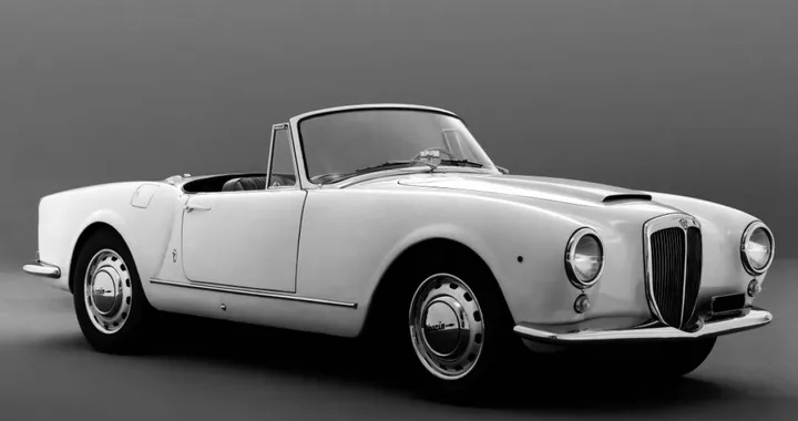 Lancia Aurelia Spider, l'auto simbolo del Ferragosto