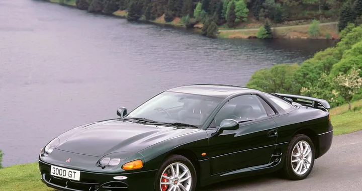 Mitsubishi 3000 GT: 30 anni per la tecnologica auto giapponese