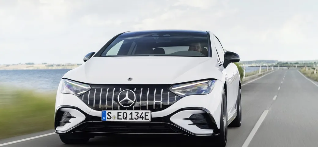 Mercedes-AMG EQE: le varianti sportive della berlina elettrica