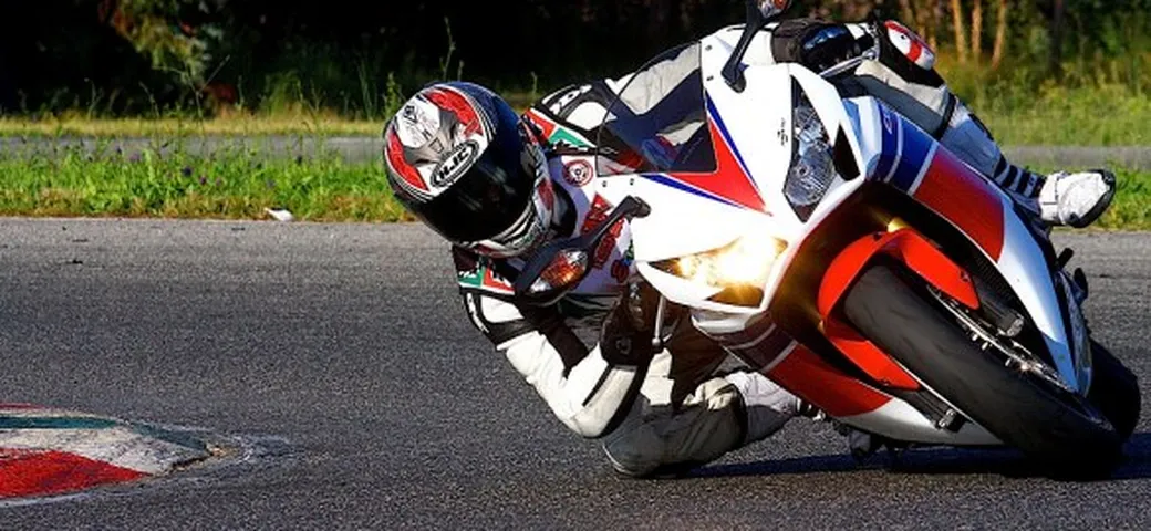 Dunlop Sportmax D212 GP Pro: il test di Motoblog