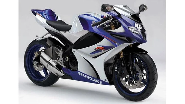Suzuki GSX-R 1000: la nuova moto solo nel 2017?