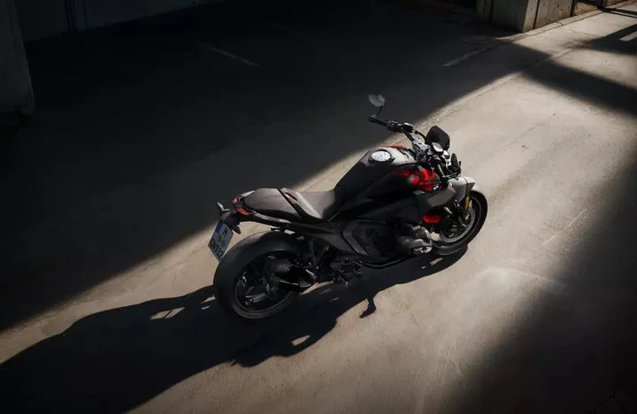 ingrandisci immagine