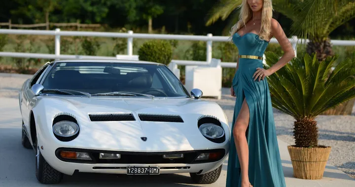 Lamborghini Miura P400 S: un esemplare nuovo in vendita a 3milioni di euro