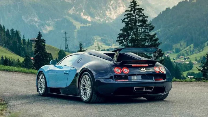 Questa Bugatti del 2014 vale già una fortuna: venduta per 5,44 milioni di dollari