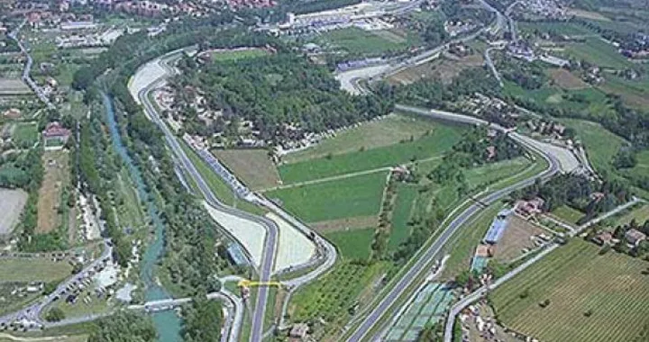 A Imola tutto è pronto per la Superbike