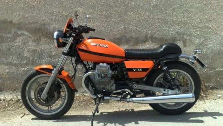 Foto del giorno: Guzzone V 75