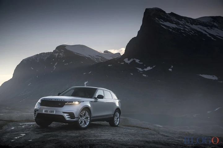 Range Rover Velar: in arrivo nuove motorizzazioni e altre novità