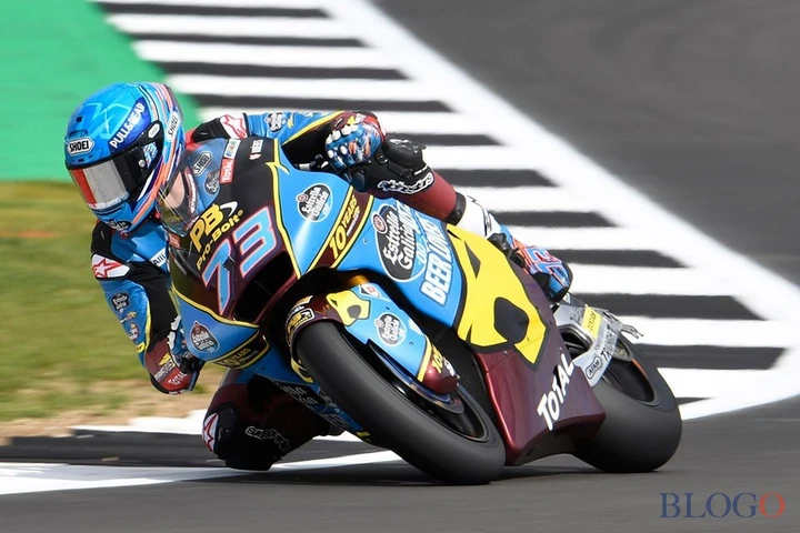 Moto2 Silverstone: Alex Marquez in pole