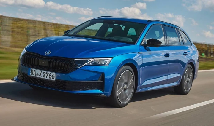 Skoda Octavia in cantiere c'è la full hybrid col nuovo motore 1.5 TSI evo2