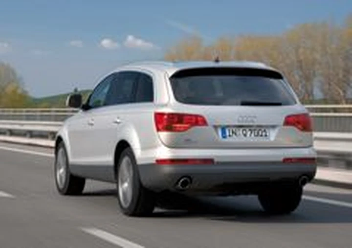 Car Magazine prova la Audi Q7 4.2 V8 TDI