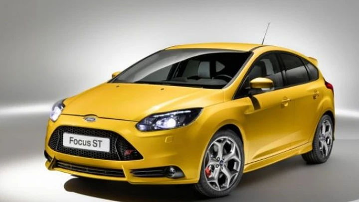 Ford Focus ST, Focus ST Wagon e Focus ST-R