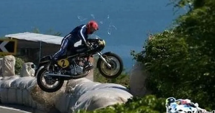 TT Isle of Man: il volo di Sammy Miller