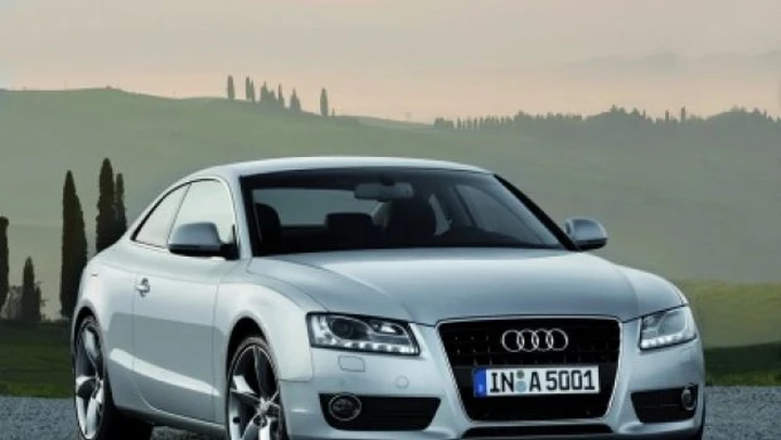 Autocar prova un prototipo della nuova Audi A5: più leggero di 205 kg a parità di motore !