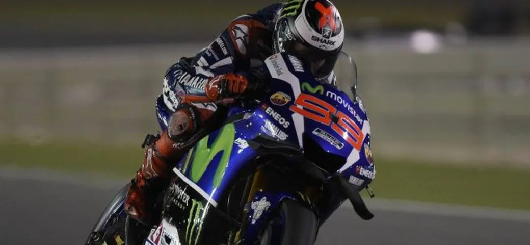 MotoGP Losail qualifiche: “solita musica” con Lorenzo e Marquez. Spunta l’outsider Vinales. Rossi, riscossa in gara?