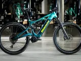 Bianchi E-Vertic FX: motore Bosch, 800 Wh di batteria e anima off-road