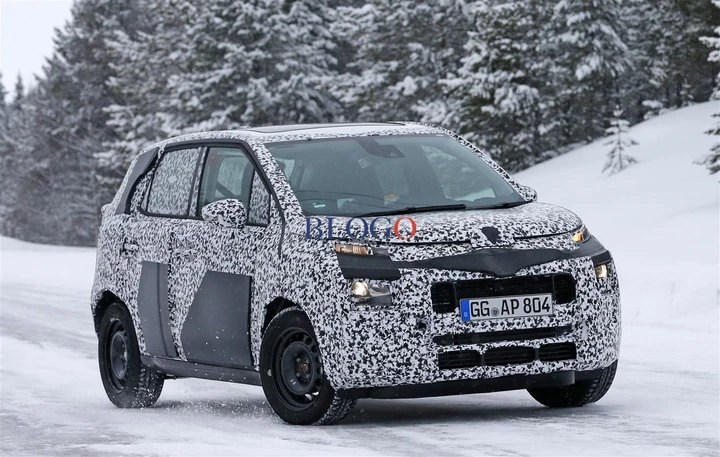 Citroen C3 Picasso: nuove foto spia sulla neve